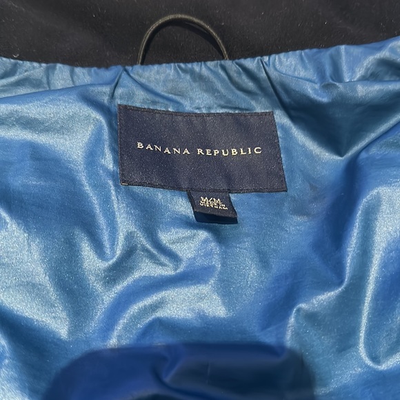 Banana Republic Black Puffer Vest - Picture 3 of 5